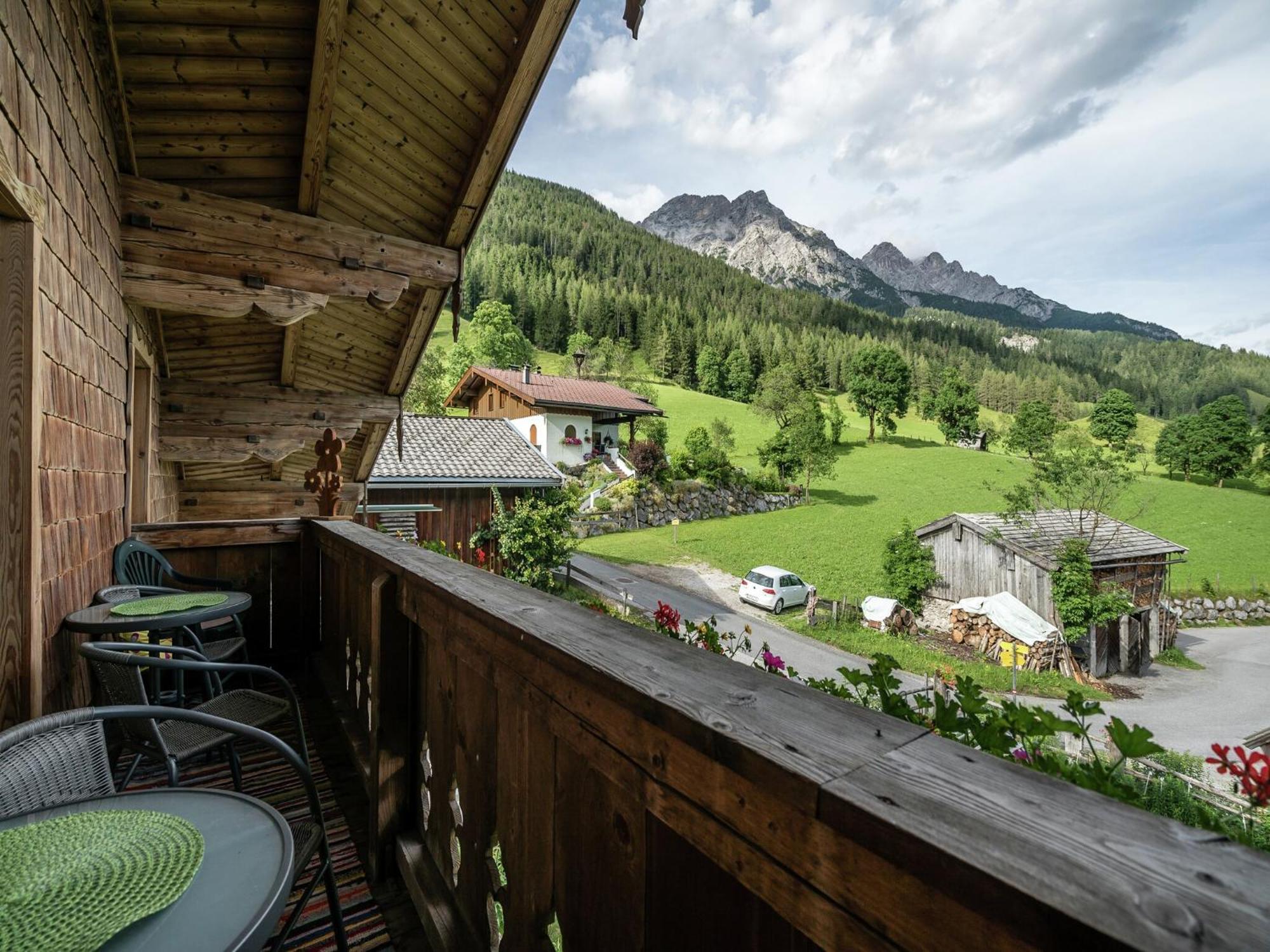 Cozy Feel Good Holiday Apartment In Leogang Exterior photo